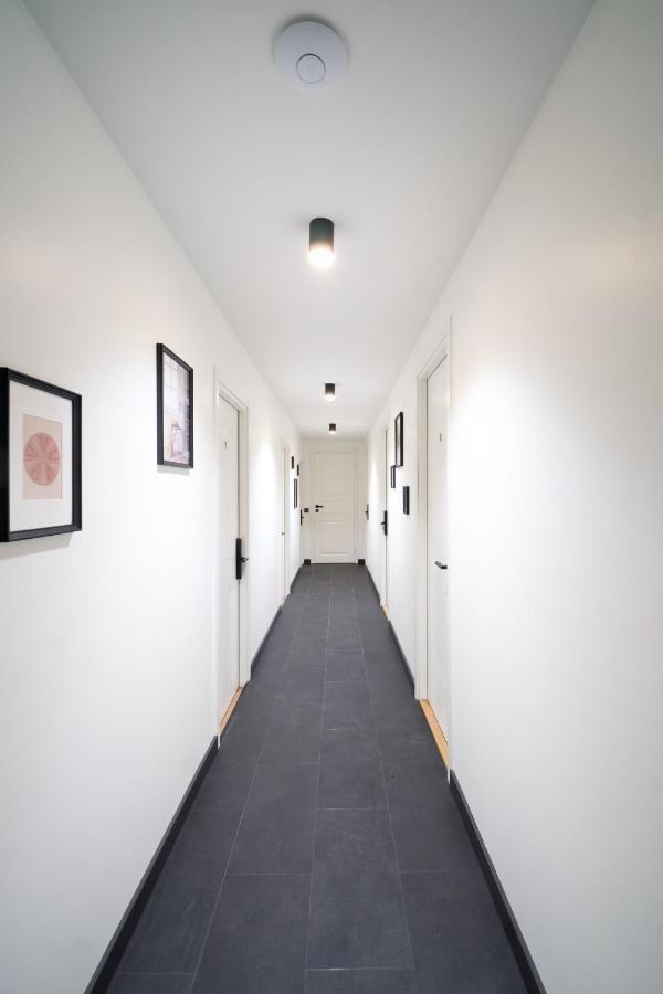Oasis Airport Studios By Revalhome Extérieur photo